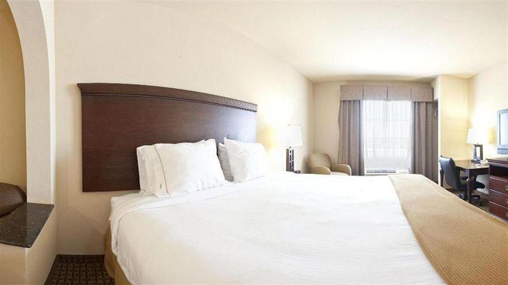 Holiday Inn Express Hotel And Suites Kingsville By Ihg Eksteriør bilde