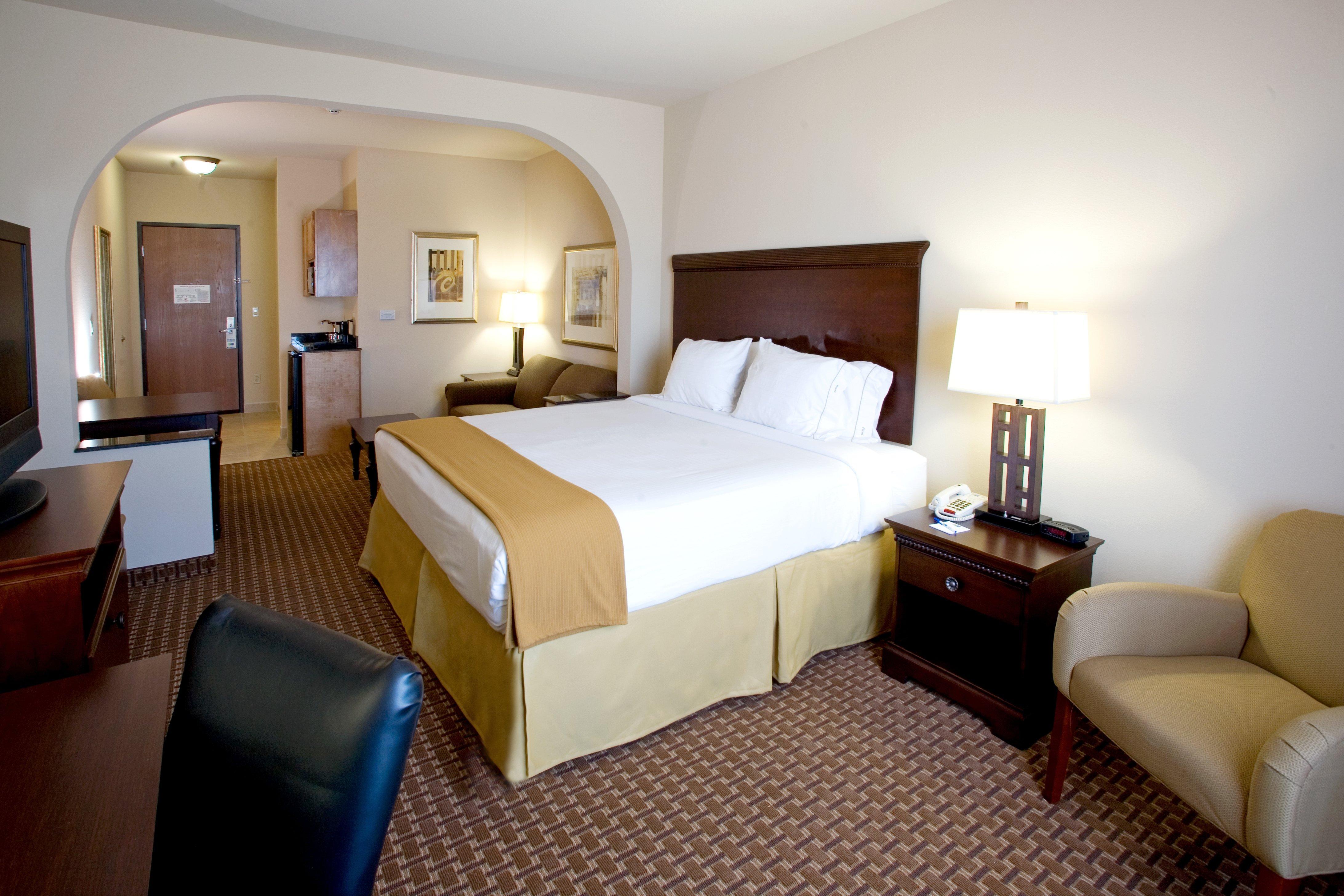 Holiday Inn Express Hotel And Suites Kingsville By Ihg Rom bilde