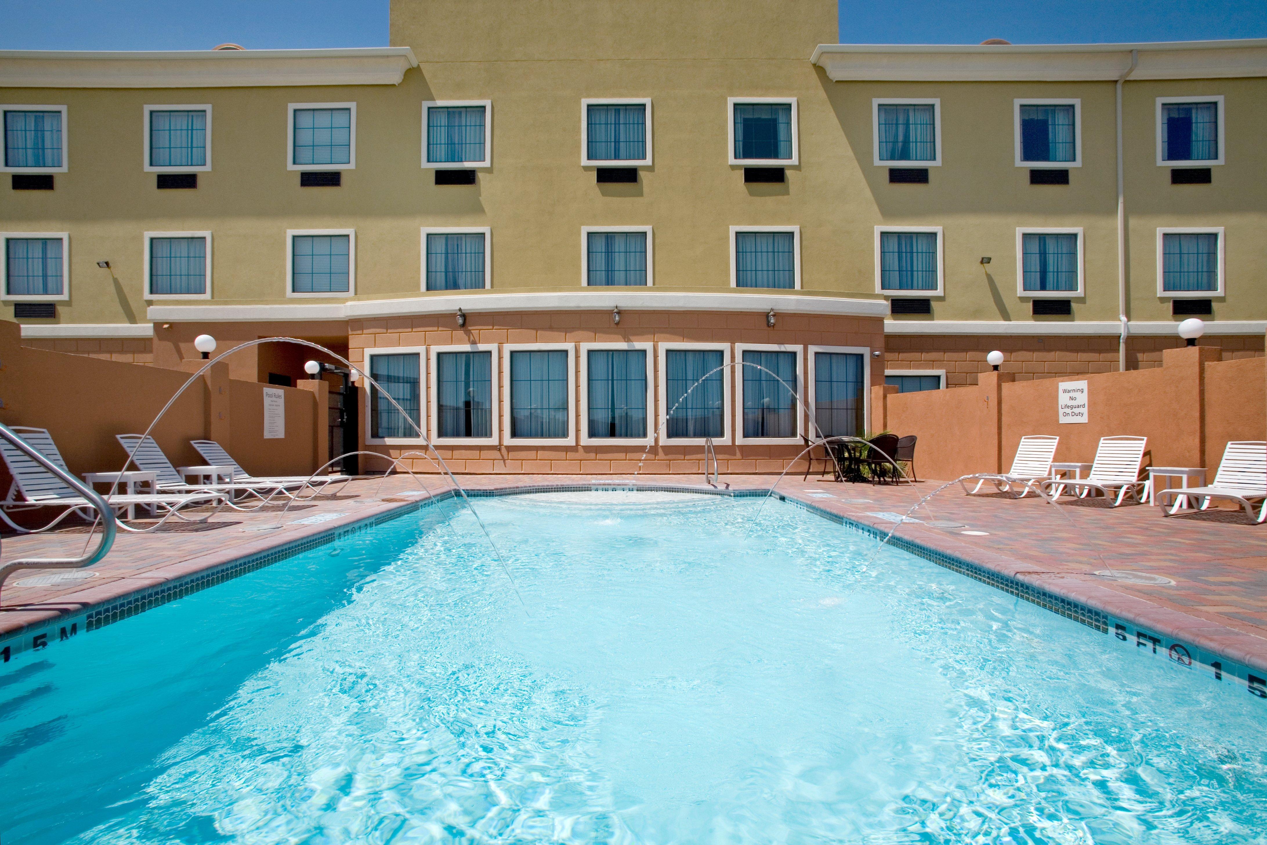 Holiday Inn Express Hotel And Suites Kingsville By Ihg Fasiliteter bilde